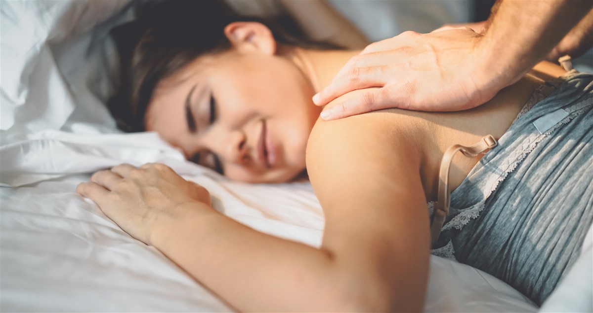Techniques approfondies pour un massage tantrique intime en duo