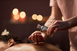 Comment appliquer l’huile de massage au CBD ?